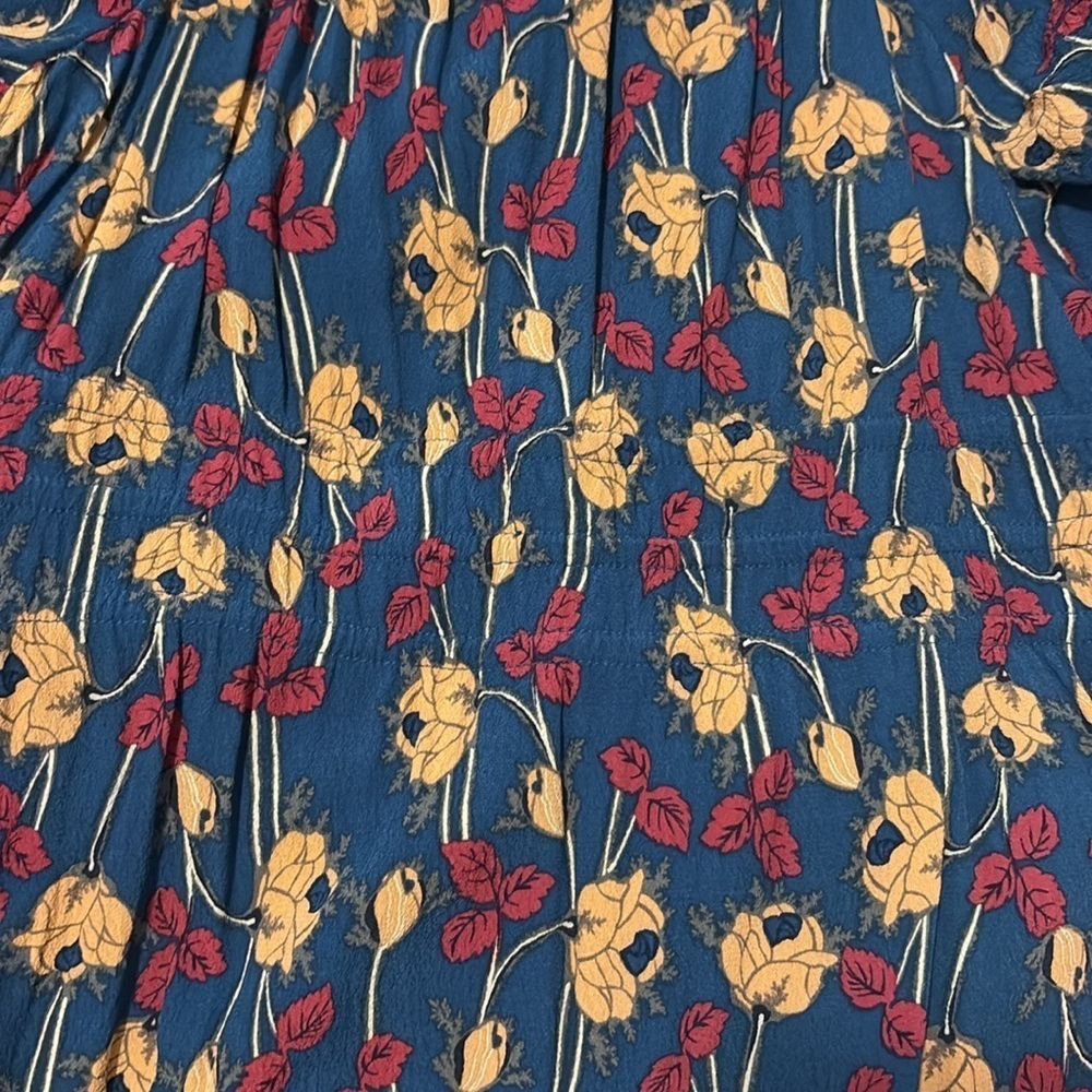 Chelsea 28 Blue floral dress with Puff Sleeves Medium - Picture 7 of 7